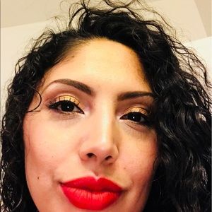 Meet your Posher, Ruthnaomi